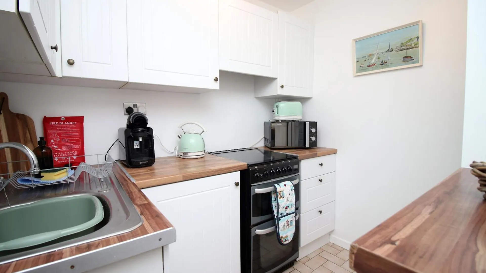 Holiday home Little Gem In The Mumbles! Fishermans Cottage With Log Burner, Dog Friendly And Welcome Breakfast Hamper!