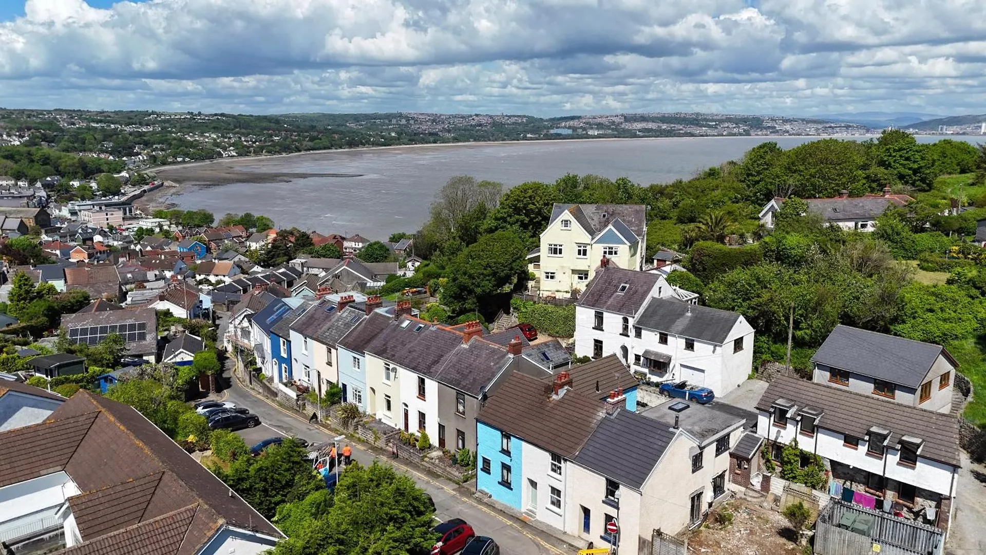 Holiday home Little Gem In The Mumbles! Fishermans Cottage With Log Burner, Dog Friendly And Welcome Breakfast Hamper! United Kingdom